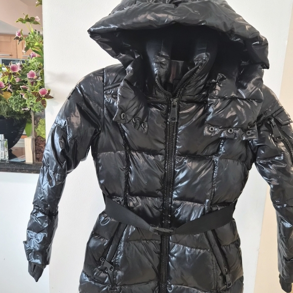SAM Girls Glossy Black PUFFER with Hood And Belt. Outerwear Size 10Y - Picture 7 of 9